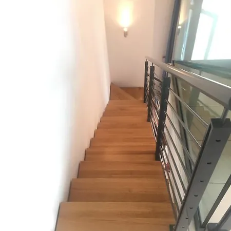 Laurana Piazza Brescia- Duplex Appartamento
