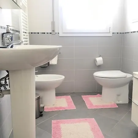Laurana Piazza Brescia- Duplex Appartamento